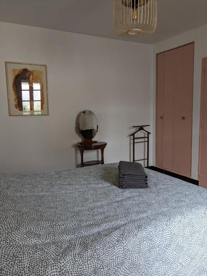 Au Chalet D'Illiers Combray, Grand Jardin Arbore Exterior foto